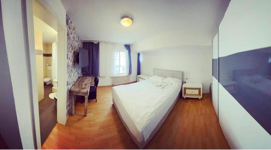 Bedroom 3, Kranzlin Hotel, Sankt Gallen