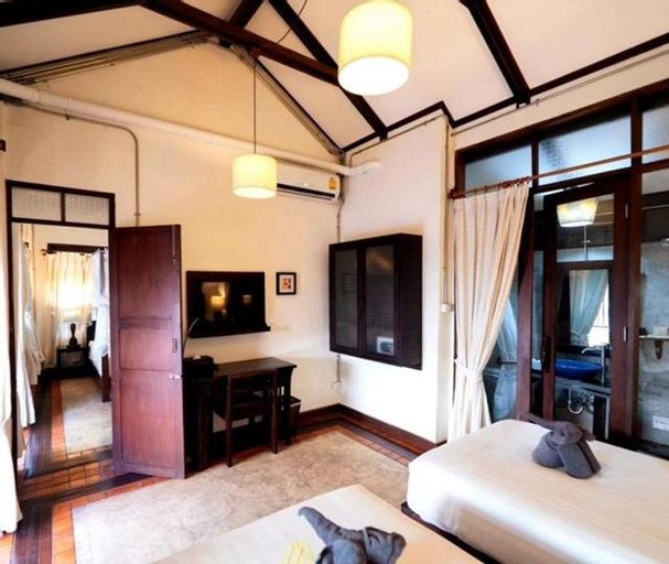 Bedroom 8