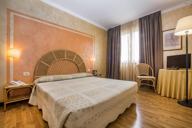 Others 3, Hotel Le Pageot, Aosta