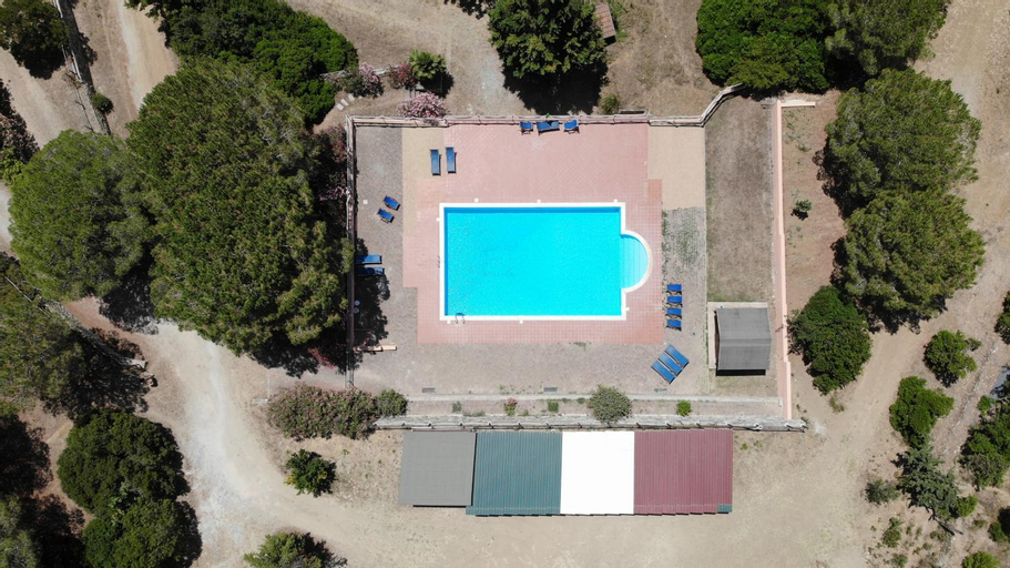 Casa Rosada - Piscina, aria condizionata, terrazze e posti auto, Livorno