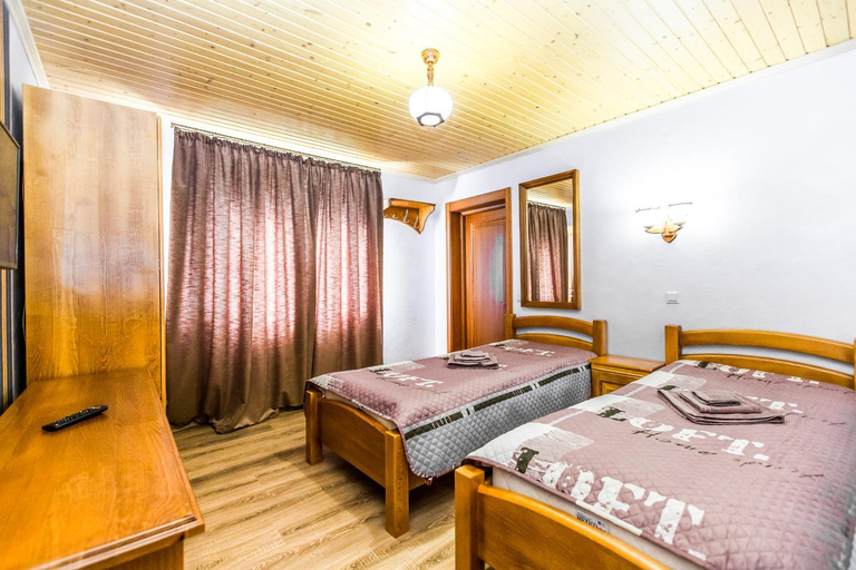 Others 3, Cottage Berdo, Nadvirnians'kyi
