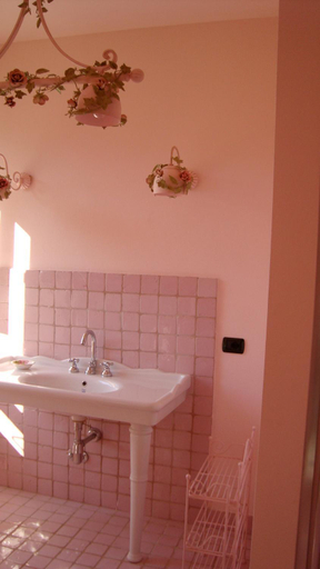 5, Rose e Cioccolato B&B, Parma