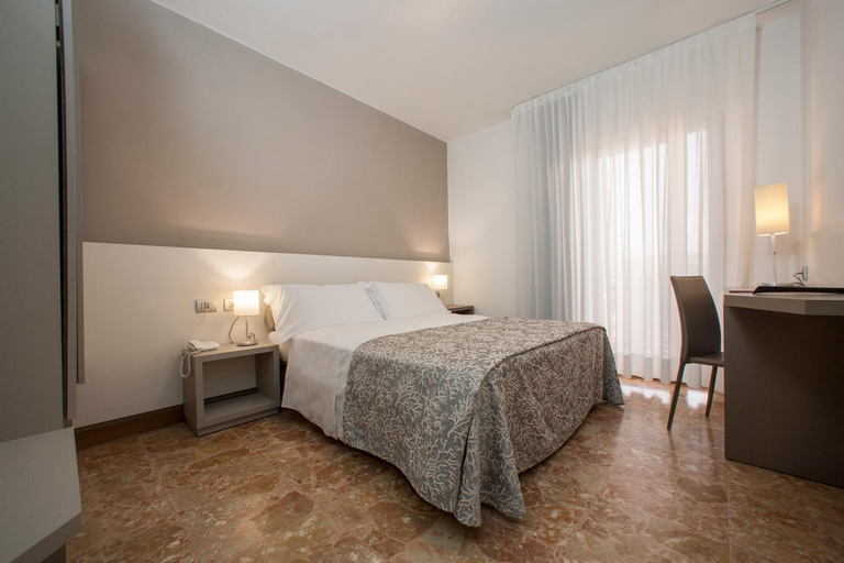 Bedroom 4, Hotel Sofia, Venezia