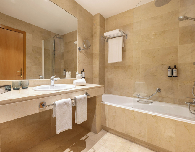Bathroom 5, Malaga Alameda Centro Affiliated by Meliá, Málaga