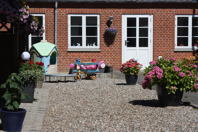 Others 4, Hostel Rudbøl, Tønder