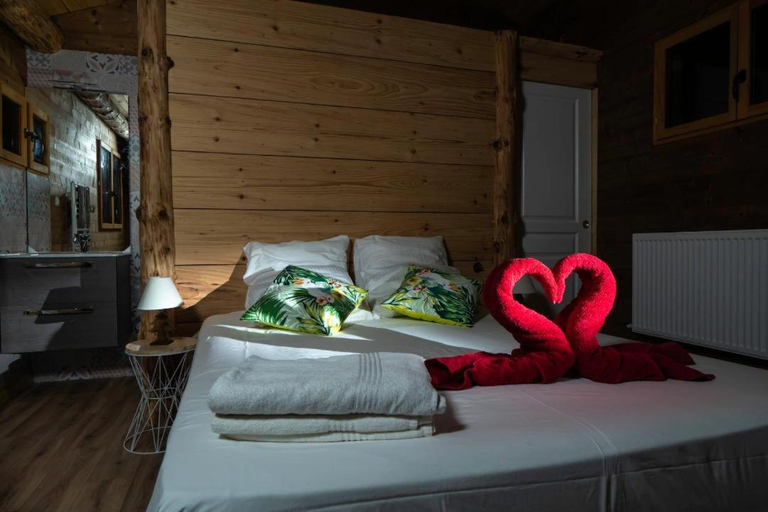 Bedroom, Domaine de la Font Vineuse & Spa, Hautes-Alpes