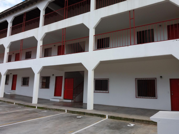 Exterior 10