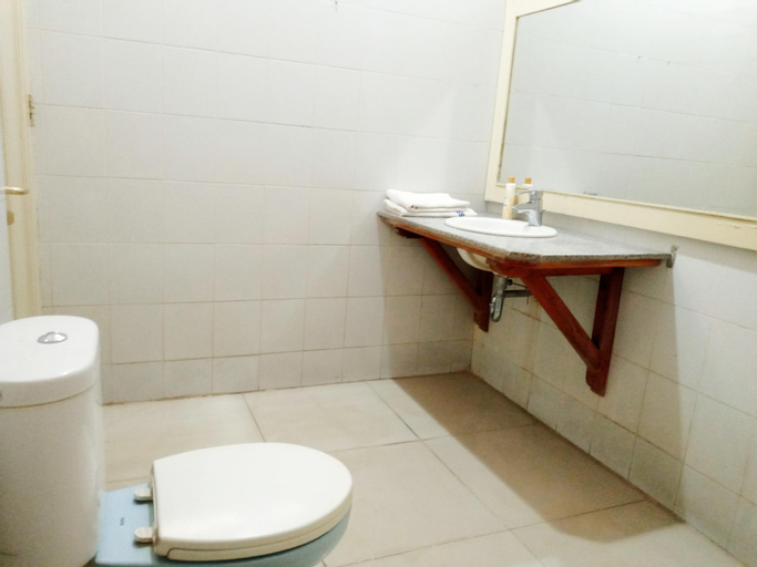 Bathroom 1