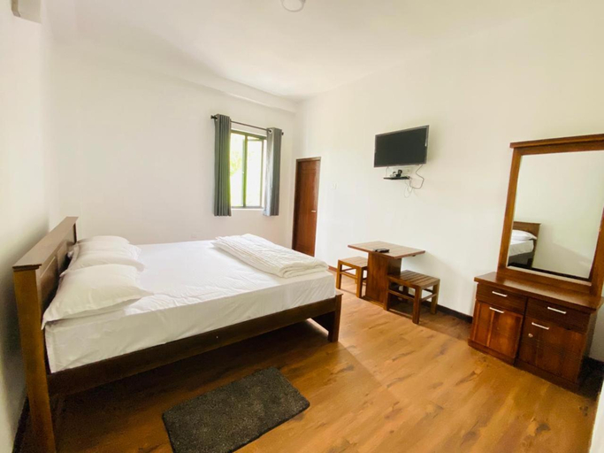 Bedroom 2, Kottagala White House, Nuwara Eliya
