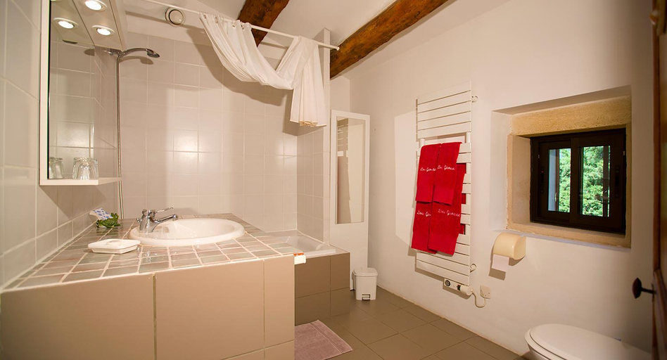 Bathroom 3, Maison d'Hotes Lou Geneste, Vaucluse