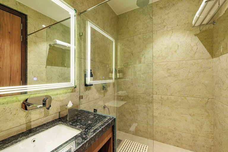Bathroom 5, Regenta Place Jaipur, Sirsi Road, Jaipur