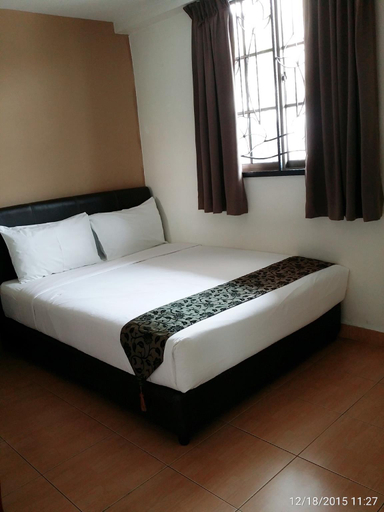Bedroom 9
