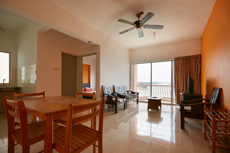 Dining Room 10
