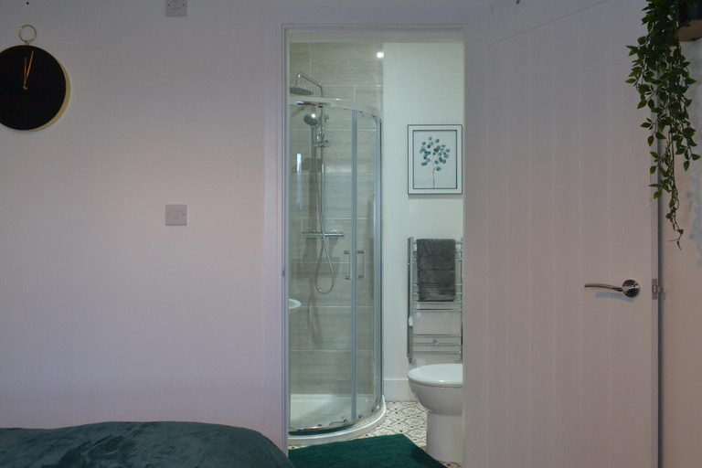 Others 4, Haven - Studios and En-suite rooms, Derby