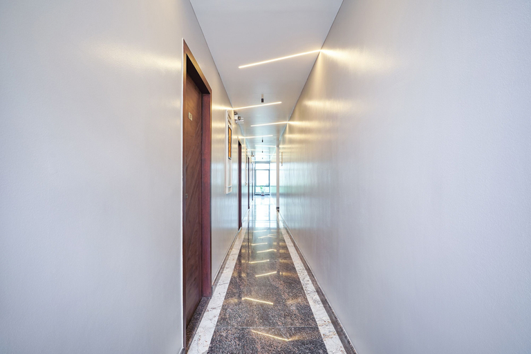 Others 5, Fabhotel Lg Signature, Bangalore