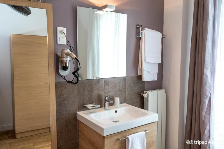 Bathroom 3, Hotel de L'Union                                                                            , Paris