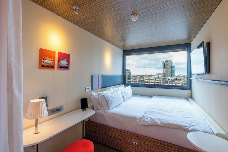 Bedroom 3, citizenM London Shoreditch, London