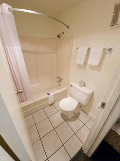 Bathroom 3, Queen City Inn, Penobscot