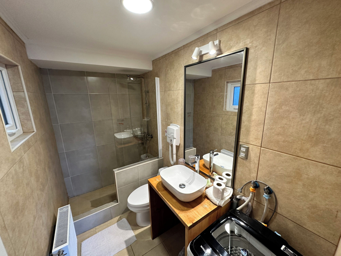 Bathroom 3, Alto Balmaceda Apartamentos, Última Esperanza