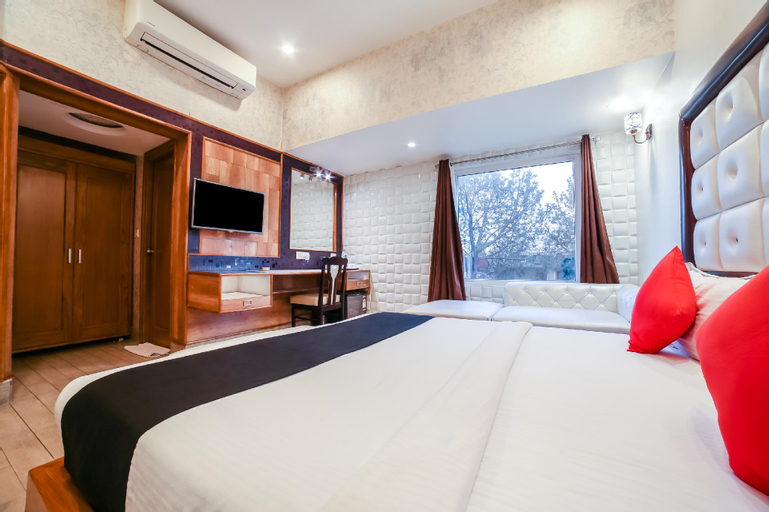 Bedroom 13