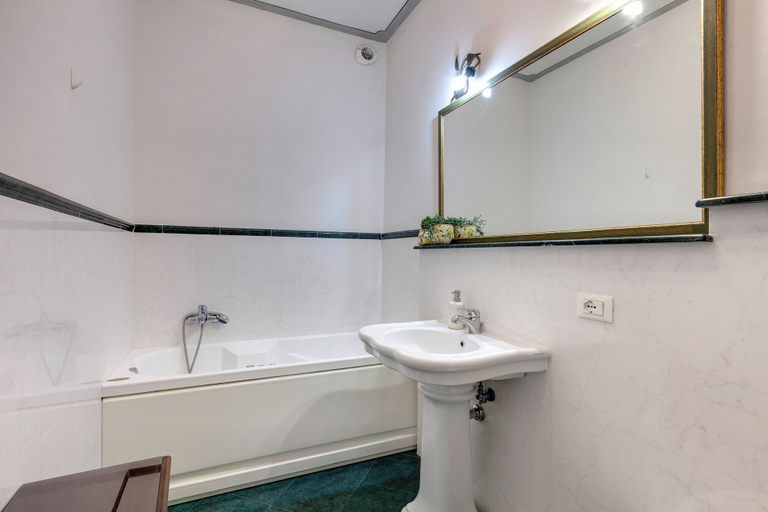 Bathroom 3, Mamo Florence - Alfani Apartment, Florence