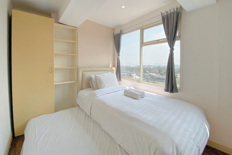 Bedroom 3, Spacious 1Br At Jarrdin Cihampelas Apartment, Bandung