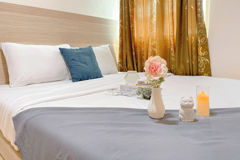 Bedroom 3, Tranquil And Homey 2Br At Apartment Green Pramuka City, Central Jakarta