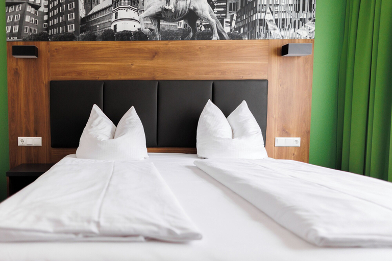 Bedroom 4, Bellevue Hotel, Düsseldorf