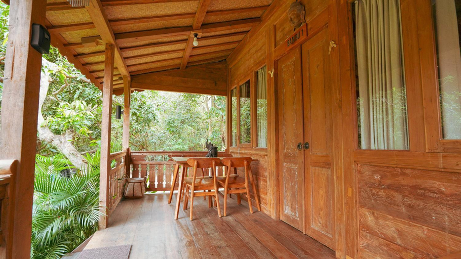 Others 4, Rumah Bambu Gladek Satu, Badung