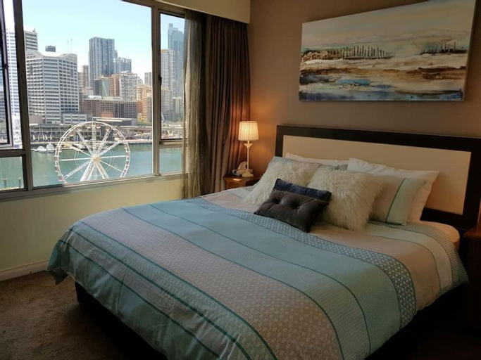 Bedroom, Darling Harbour 2 Bedroom Apartment, Sydney