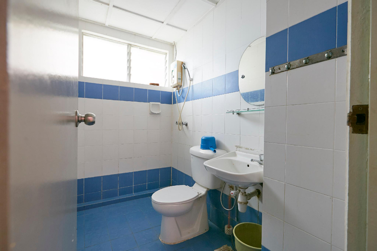 Bathroom 1