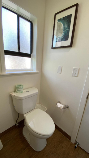 Bathroom 13
