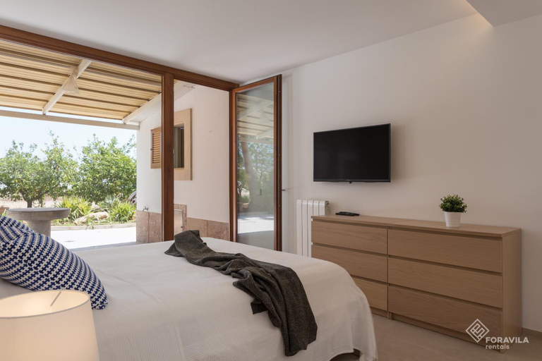 Facilities 4, Can Ribas, Baleares