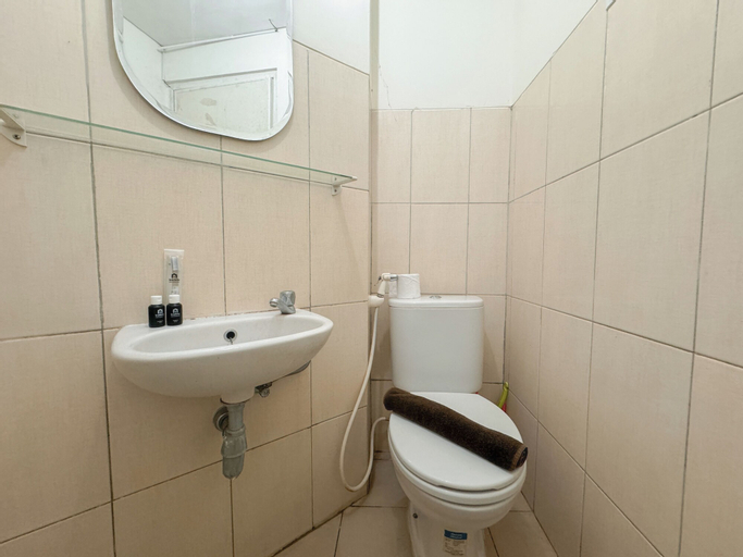 Bedroom 3, Homey And Best Location 2Br At Pavilion Permata Apartment, Surabaya
