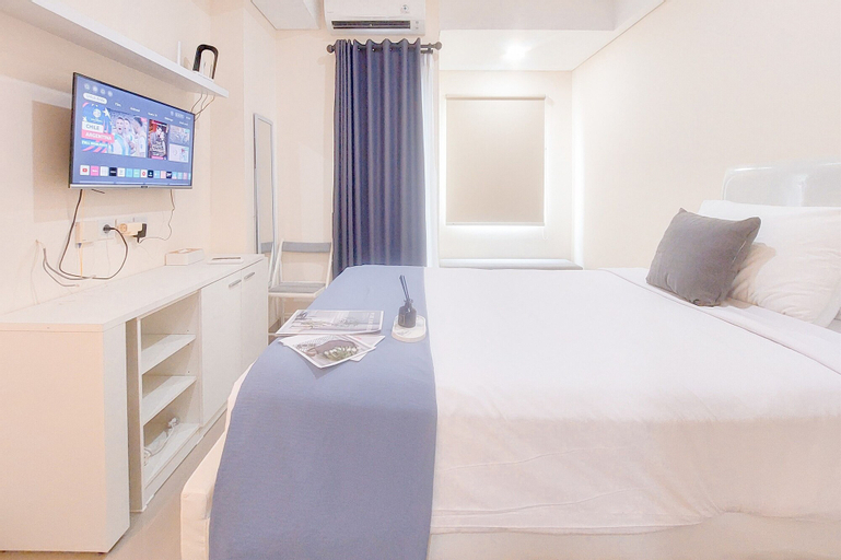 Good Place And Relaxing Studio Apartment At B Residence, South Tangerang