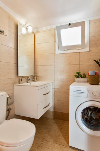 Bathroom 3, Konstantinos Villa, Crete