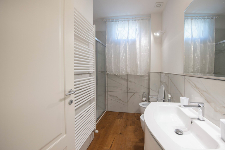 Bathroom 4, Mamo Florence - Cherubini Apartment, Florence