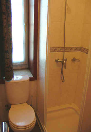 Bedroom 3, Villa Barq, Barcelos