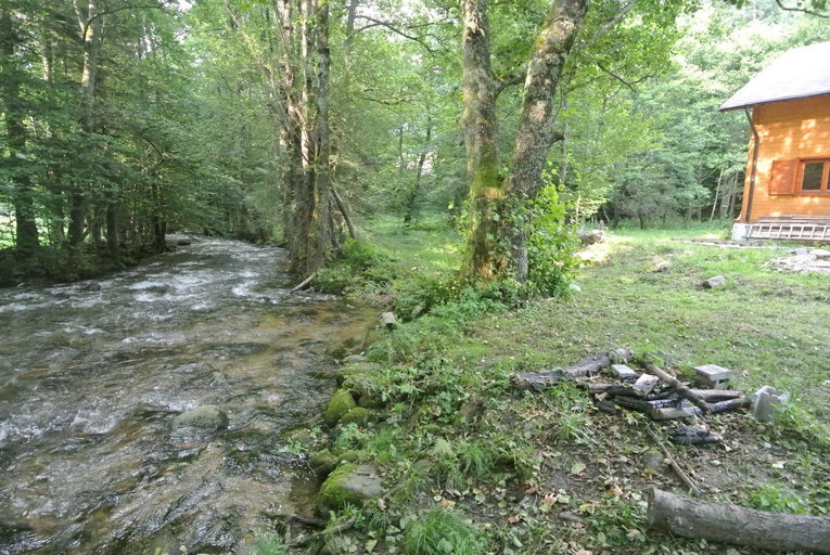 Others 4, Chalet by the river, Valiug