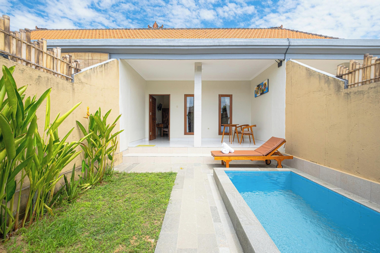 Swimming Pool 18