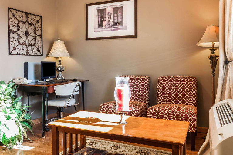 Public Area 2, Rodeway Inn Holdrege, Phelps