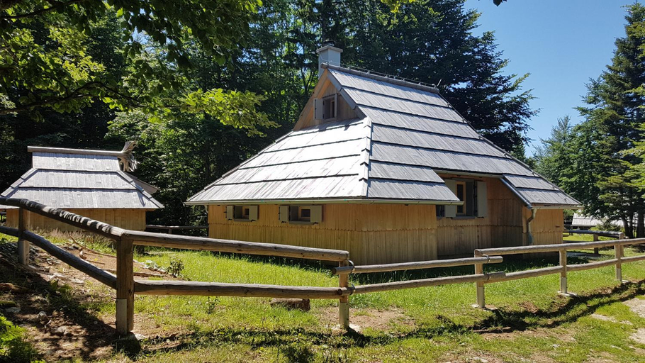 Others 5, Koca Predilnica Velika Planina, Kamnik