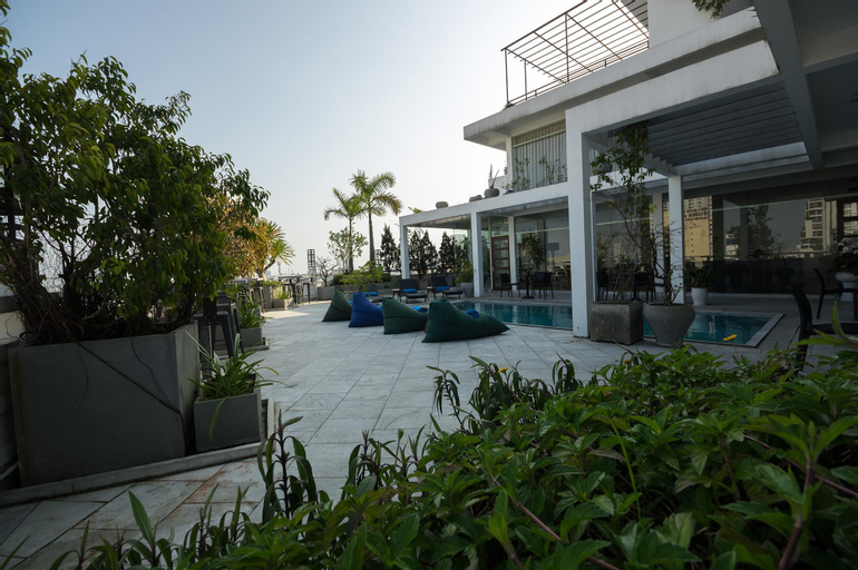 Swimming Pool 9