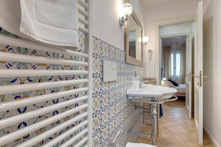 Bathroom 4, Mamo Florence - Agnolo Apartment, Florence
