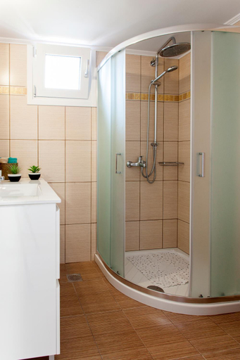 Shower 4, Konstantinos Villa, Crete