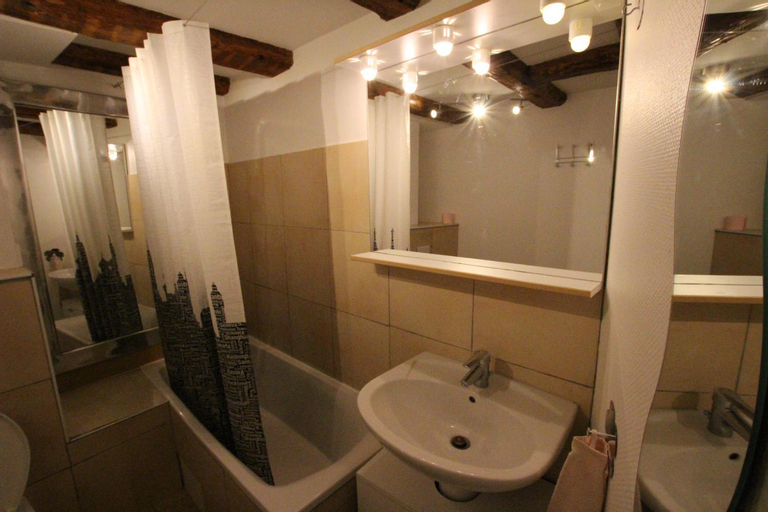 Bedroom, Colmar Historic Center - Alsacian Appartement PETITE VENISE 2 - BookingAlsace, Haut-Rhin