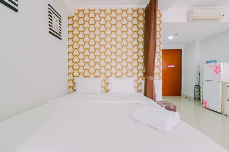 Best Choice And Restful Studio Signature Park Grande Apartment, South Jakarta