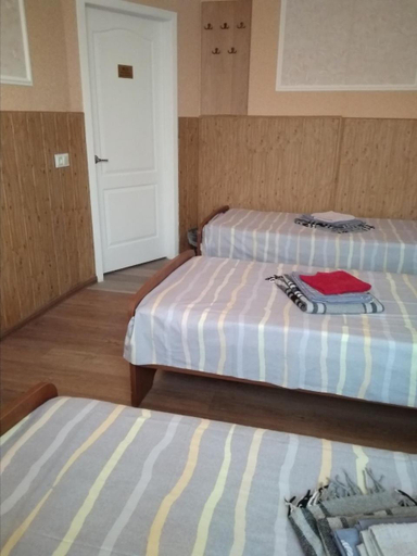 Others 2, Hostel Mnogoborets F. Klub, Odes'ka