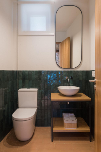 Bathroom 1, La Piconera (Petit Luxe), Girona