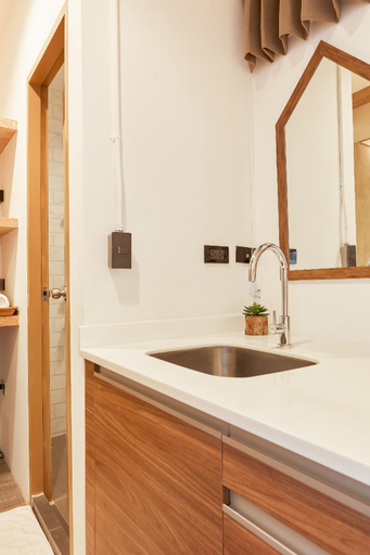 Bathroom 9